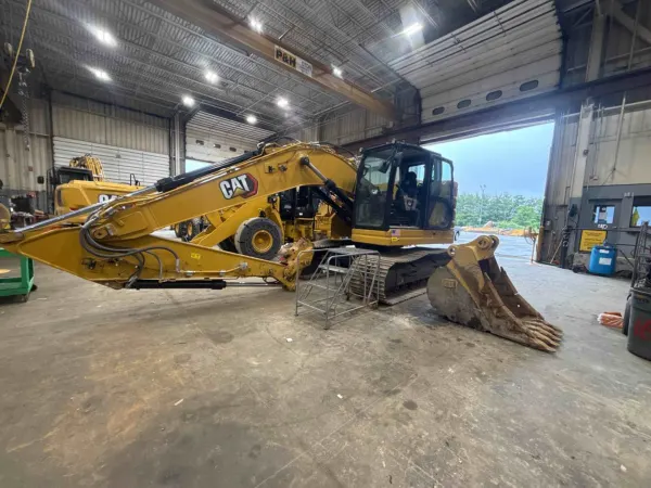 2023 Caterpillar 325