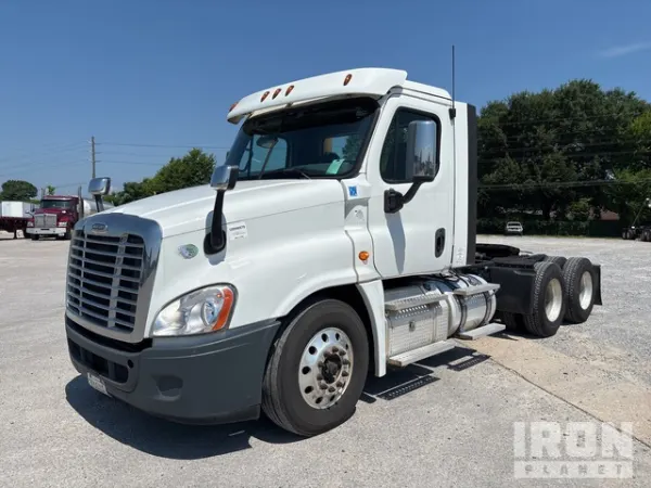 2018 Freightliner Cascadia 125
