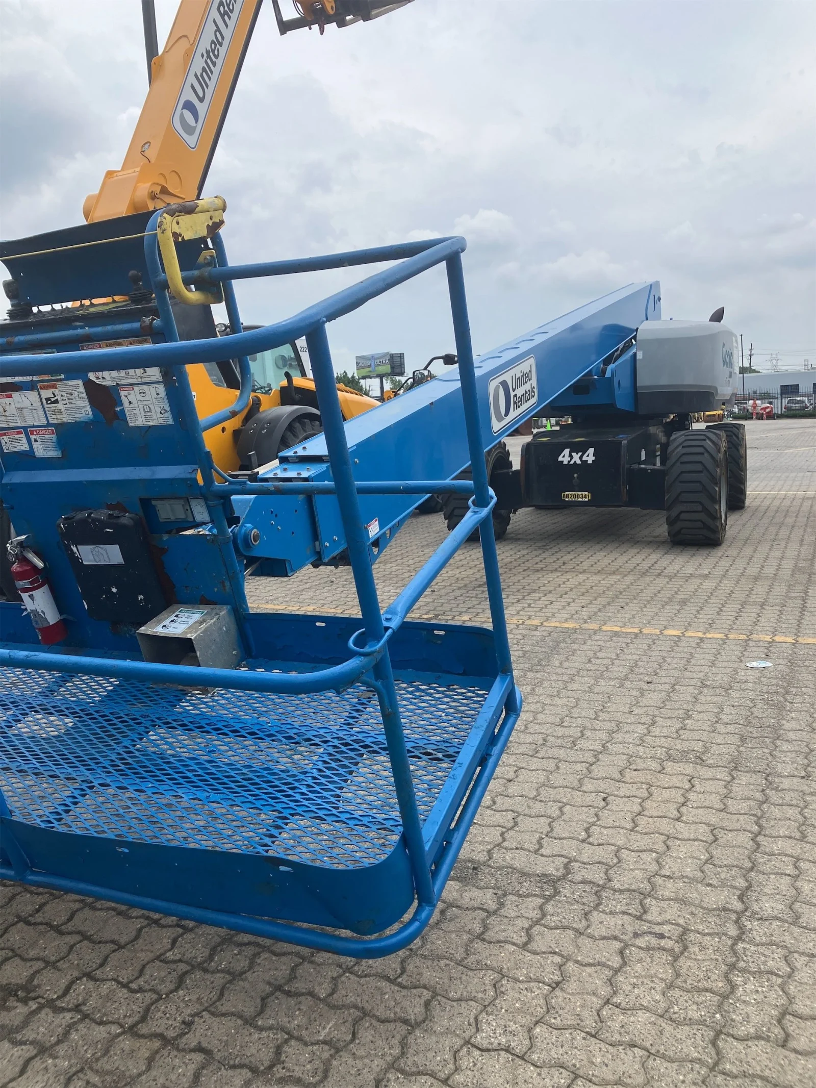 2017 Genie S-80X