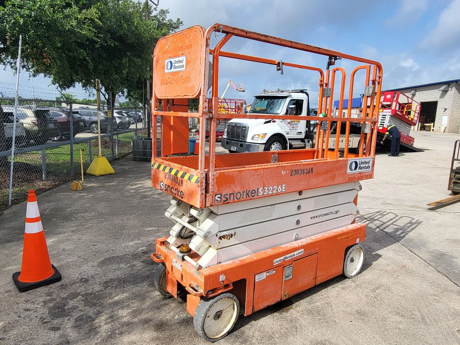 2019 Snorkel S3226E