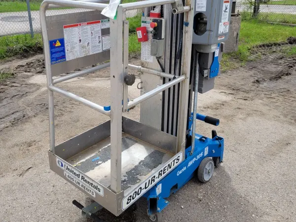 2018 Genie AWP-30SDC Pusharound