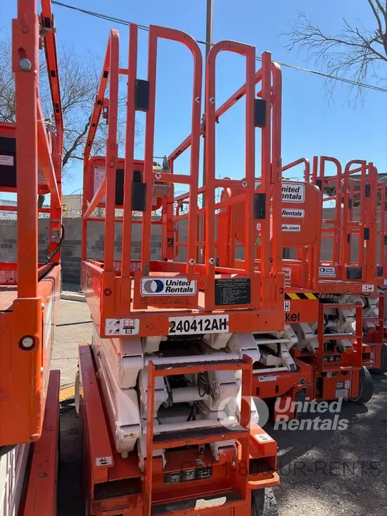 2019 Snorkel S3226E