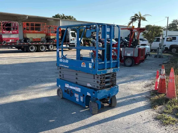 2019 Genie GS-1930