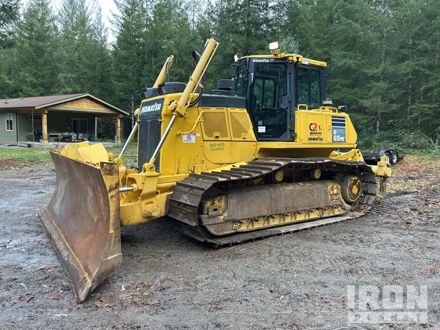 2019 Komatsu D65PX-18