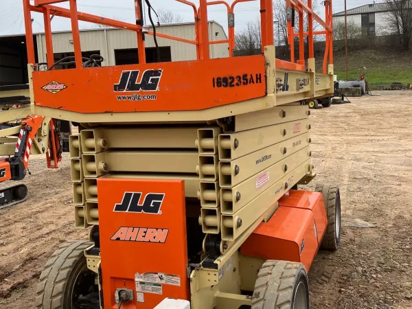 2016 JLG 4069LE