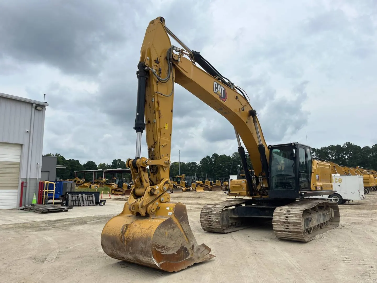 2025 Caterpillar 340 RNNN