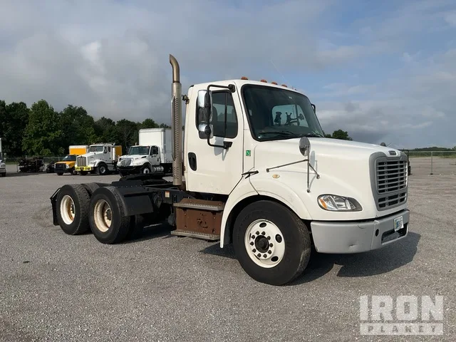 2014 Freightliner M2 112