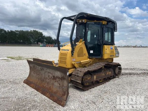 2020 Komatsu D39PX-24