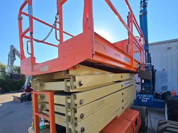 2019 JLG 4069LE