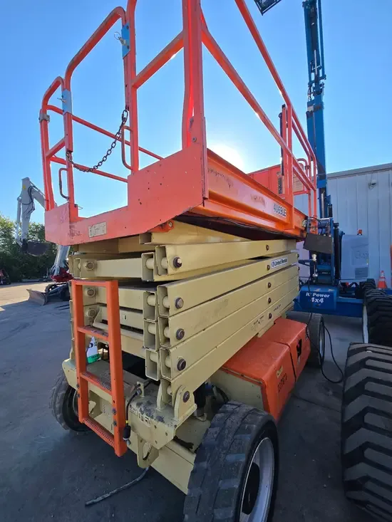2019 JLG 4069LE