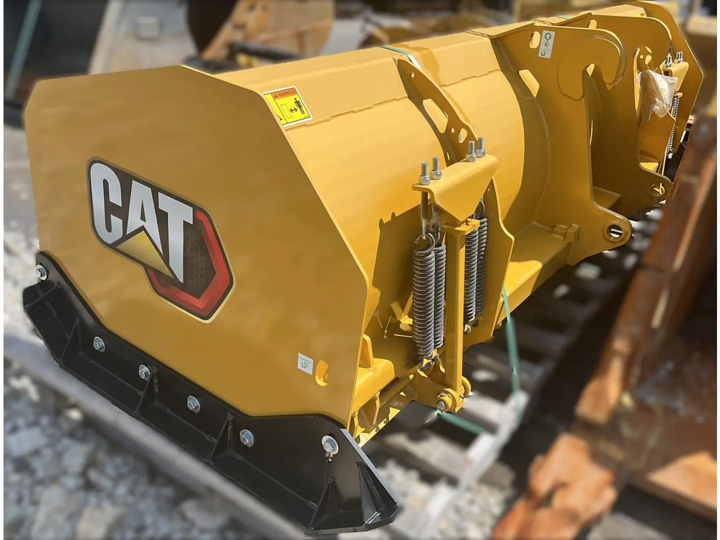 2024 Caterpillar BHL 10' SNOW PUSHER, IT, STEEL EDGE