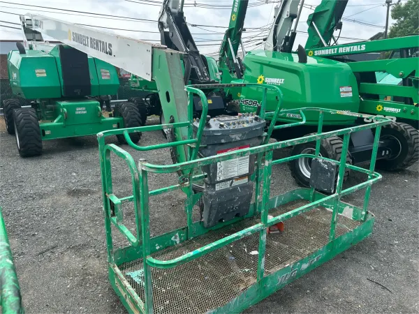 2016 JLG 800A