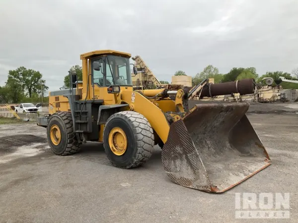 2000 Komatsu WA500-3L