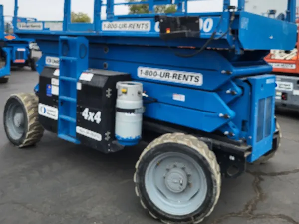 2017 Genie GS-4390-RT-Rough-Terrain