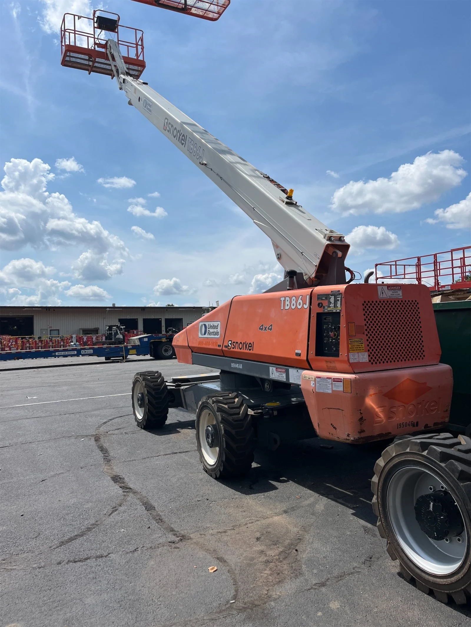 2017 Snorkel TB86J