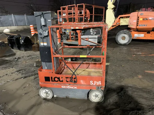2016 Skyjack SJ16