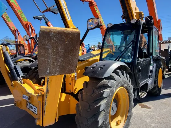 2018 JCB 512-56-S