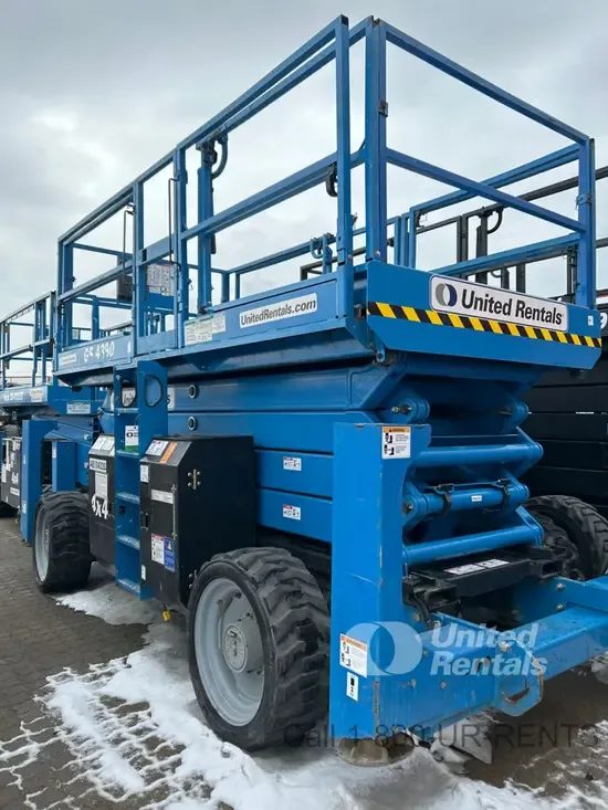2015 Genie GS-4390 RT Rough Terrain