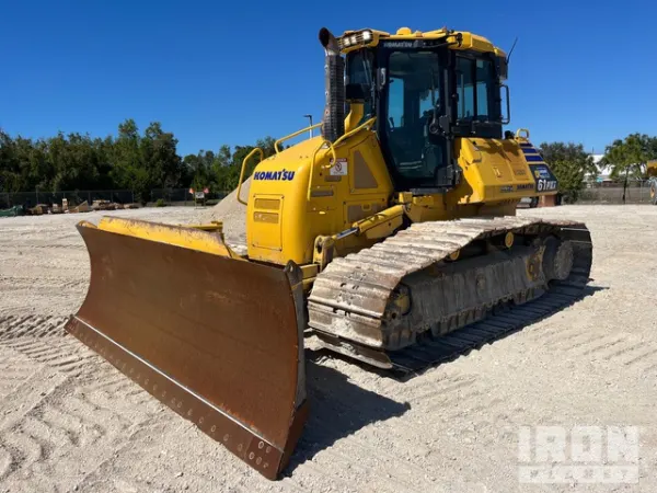 2023 Komatsu D61PXi-24
