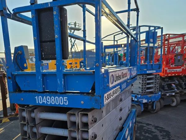 2016 Genie GS-3232