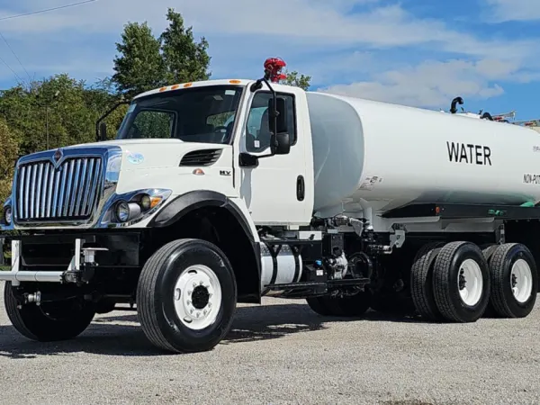 2020 International HV507