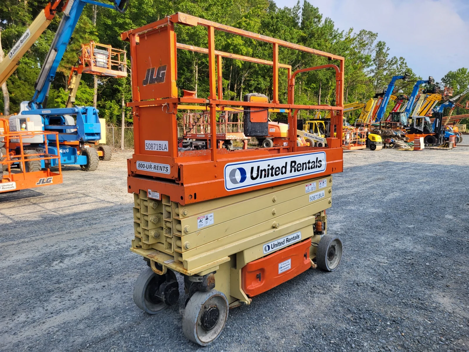 2017 JLG 2632ES