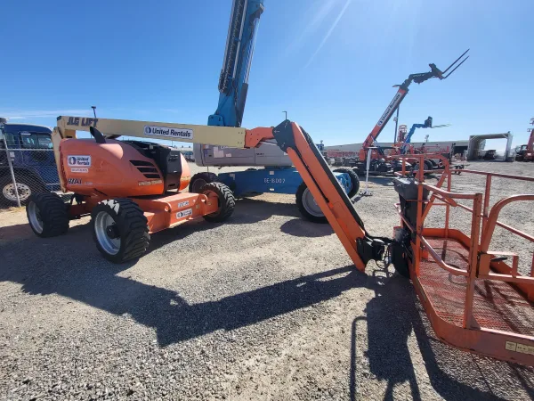2017 JLG 600AJ Articulating