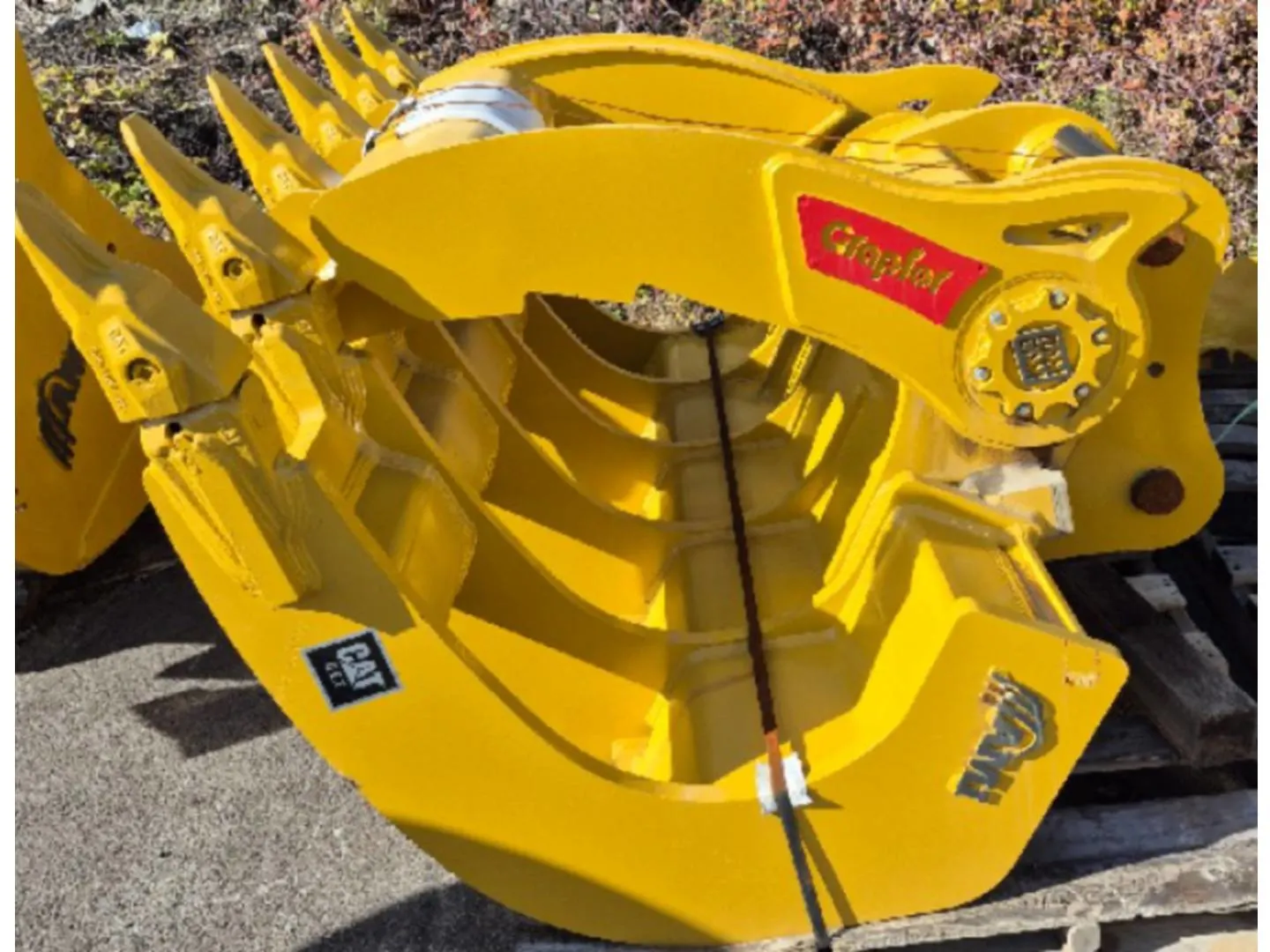 2024 AMI AttachmentsT 324-335 72INCH GRAPTOR RAKE