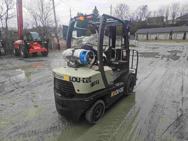 2015 Crown C51050-50