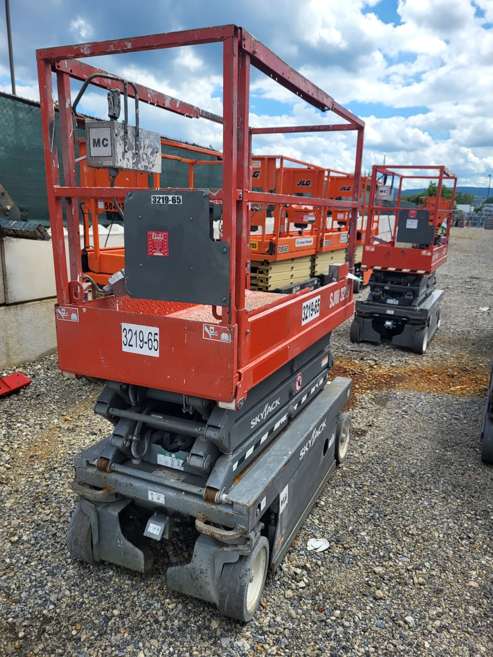 2017 Skyjack SJIII3219
