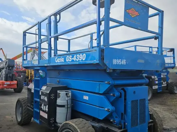 2017 Genie GS-4390 RT Rough Terrain
