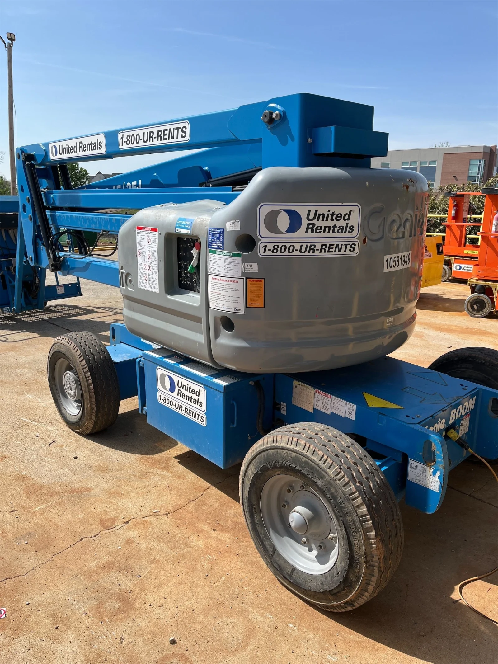 2017 Genie Z-45/25J DC Articulating