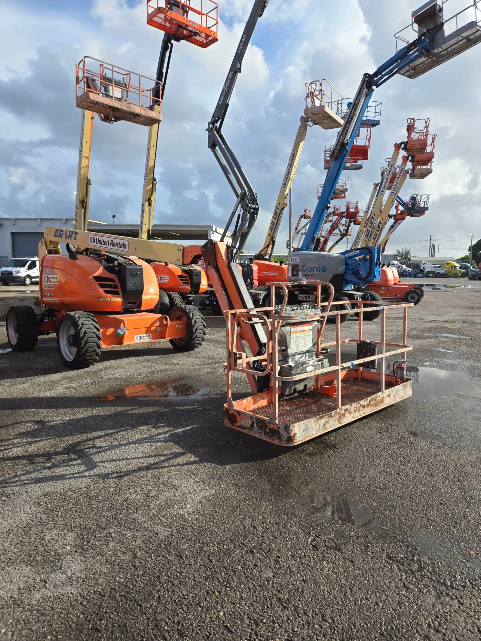 2016 JLG 600AJ Articulating
