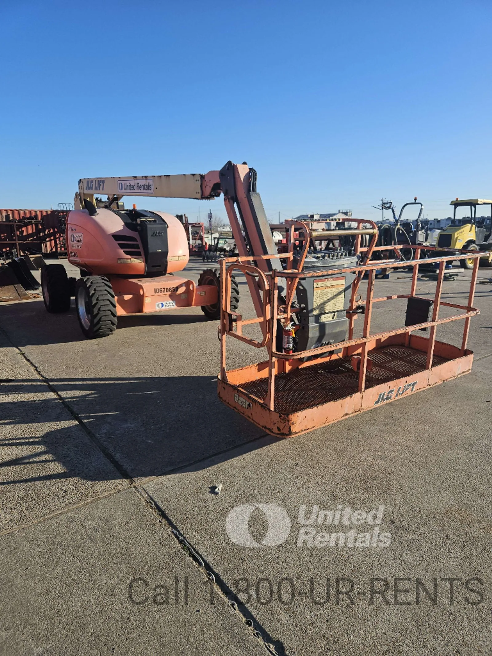 2017 JLG 600AJ Articulating
