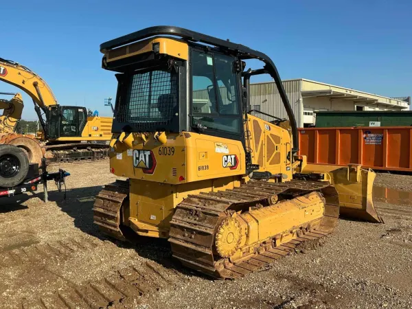 2023 Caterpillar D3LGP