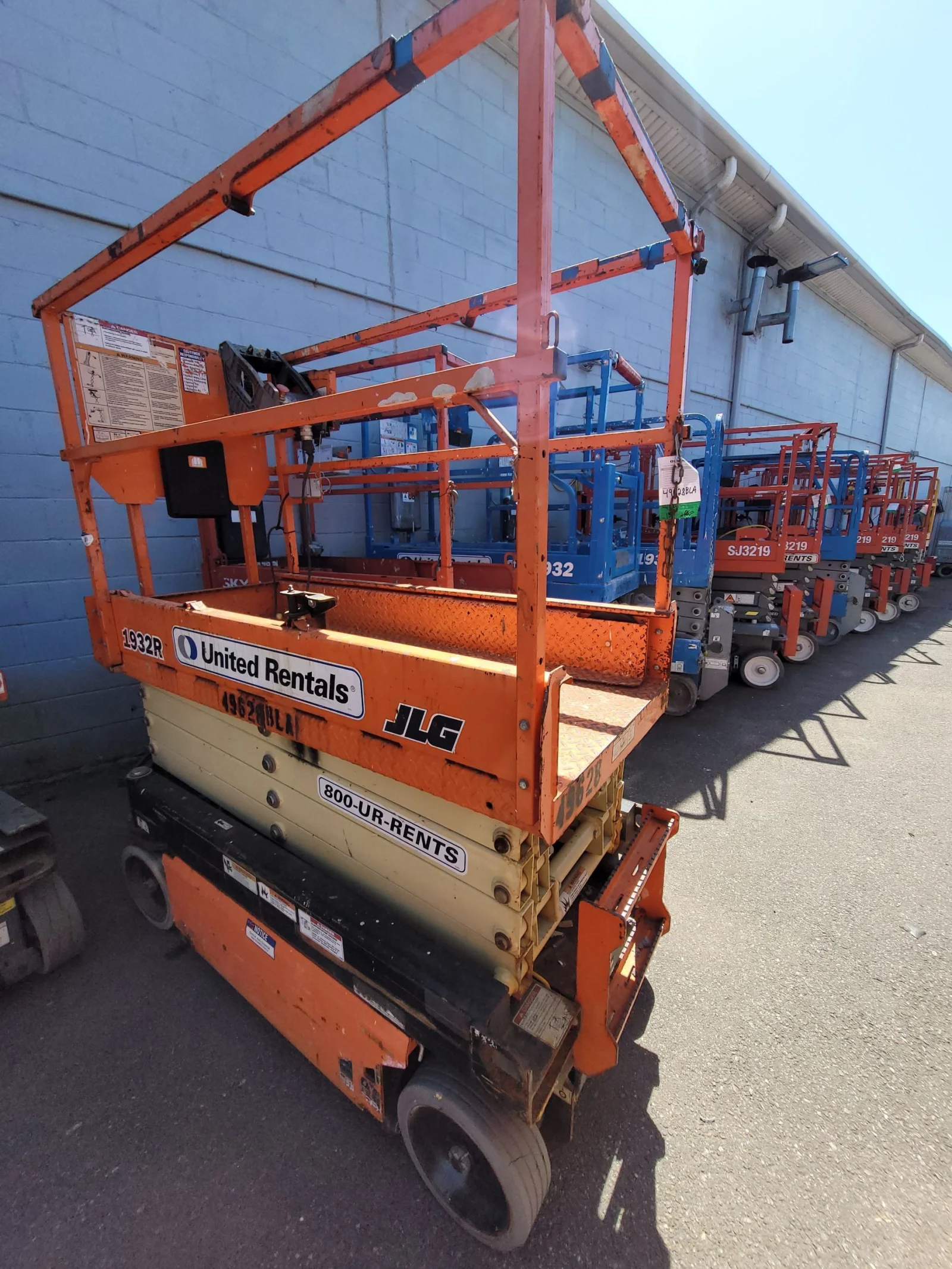 2017 JLG 1932R