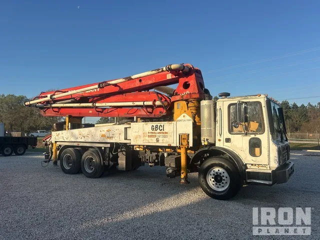 2008 Mack MRU613