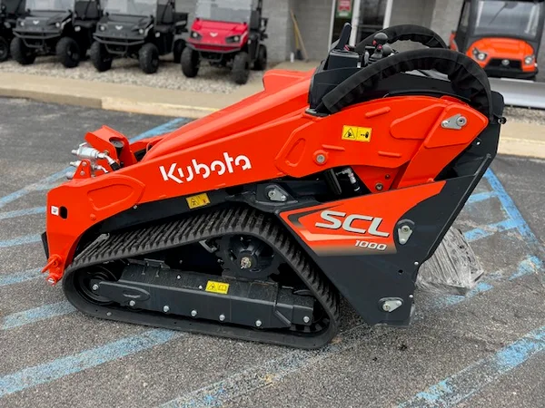 2024 Kubota SCL1000 - front view