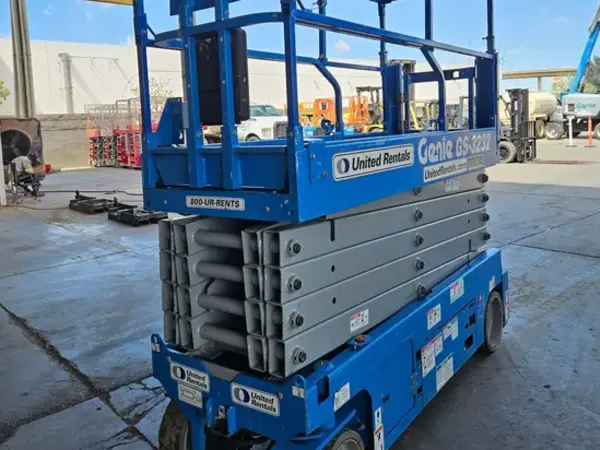 2019 Genie GS-3232