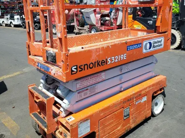 2019 Snorkel S3219E