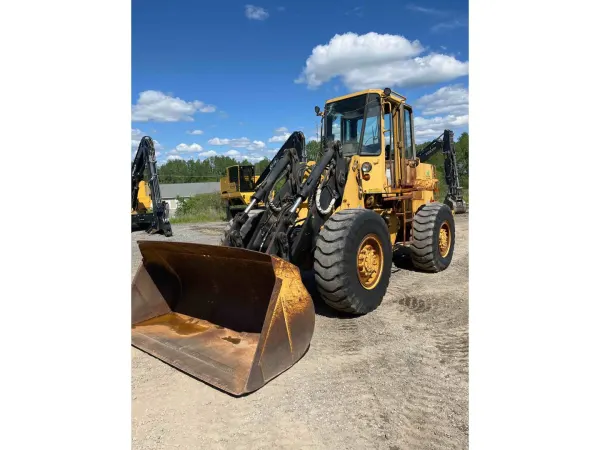 1987 Caterpillar IT28B